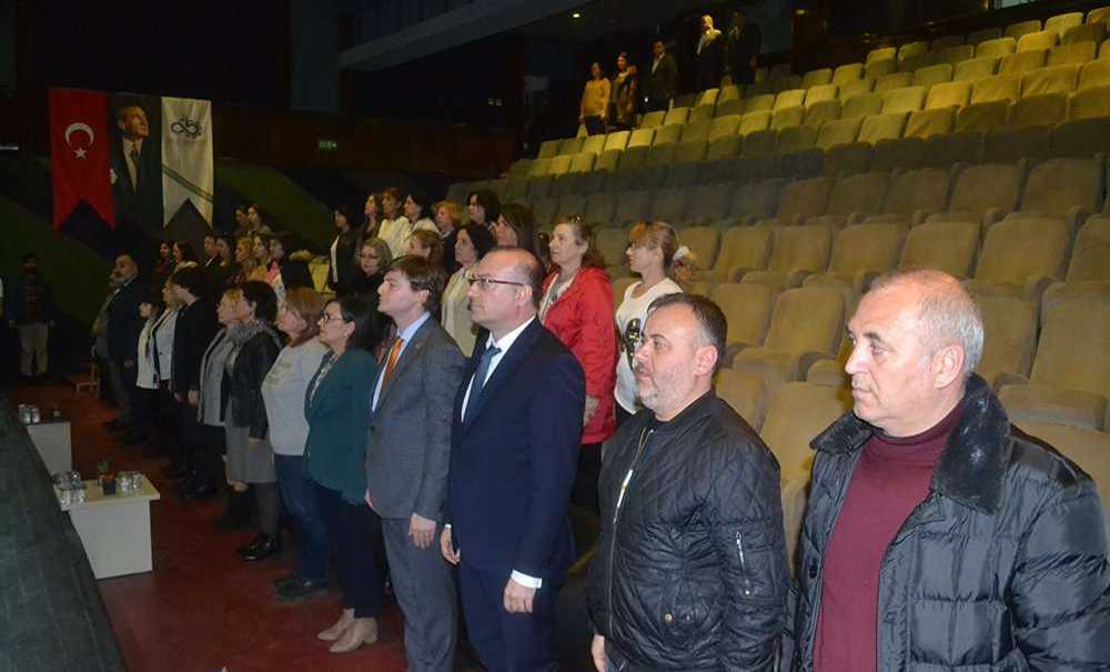 Chp Kadın Kollarından Konferans