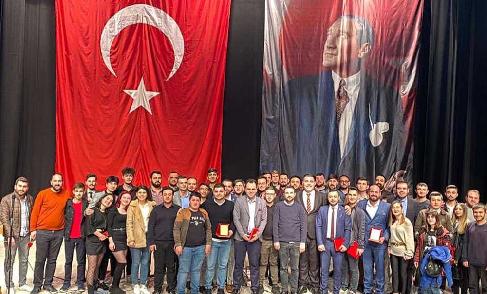 Chp Gençlik Kolları İstiklal Marşı'nın Kabulünü Unutmadı
