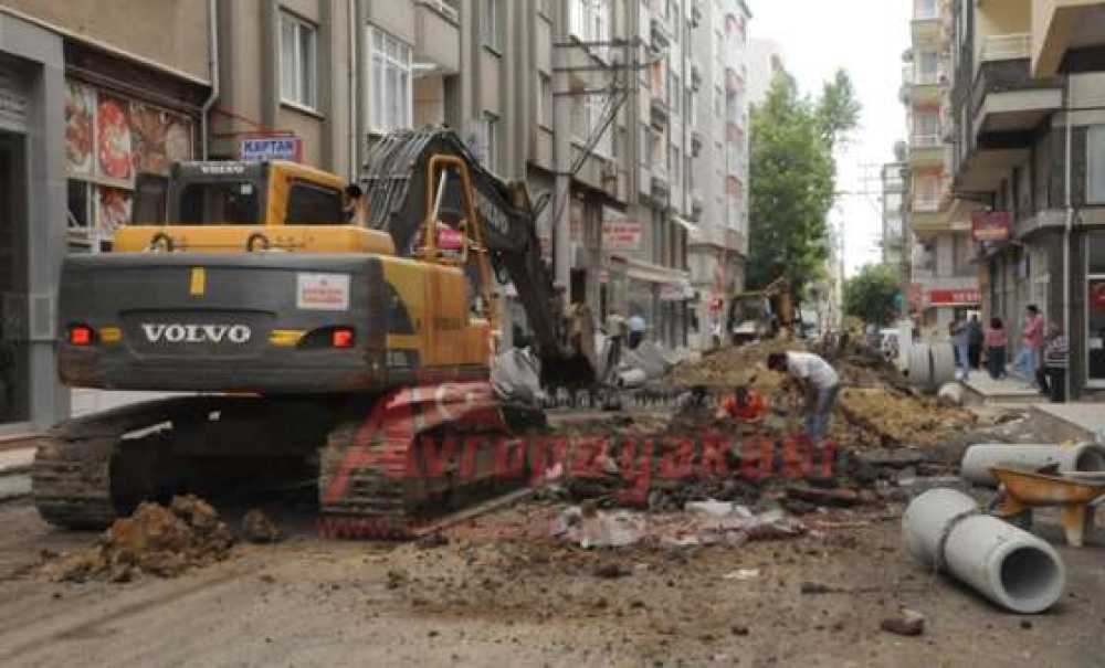 Başkan Baysan 5. Etap Altyapı Çalışmalarını Yerinde İnceledi