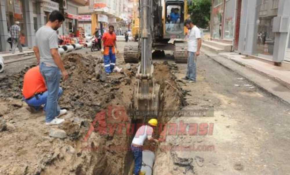 Başkan Baysan 5. Etap Altyapı Çalışmalarını Yerinde İnceledi