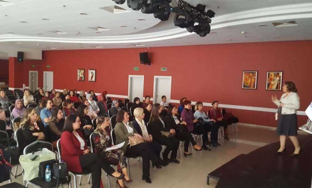 Çorlu'da “Herkesin Ortak Değeri, Değerlisi Kadın” Semineri