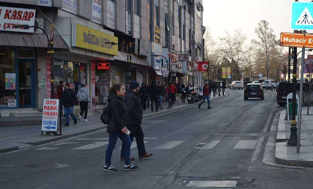 Bazı Vatandaşlar Ciddiyetin Farkında Değil