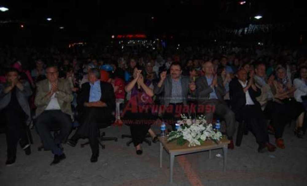 Öğrenciler Bu Kez Ses Yarışmasında Başarılı Olmak İçin Sahneye Çıktı