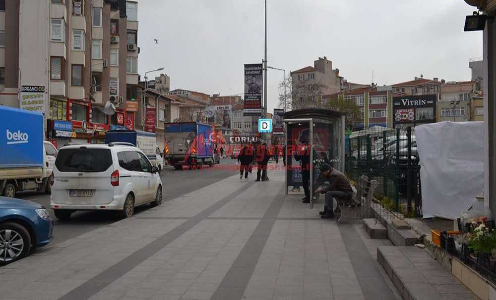 Evde Kal Çağrıları Yeterli Değil