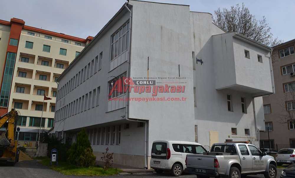 Öğretmen Evi Olacaktı, Sağlık Müdürlüğü'ne Verildi