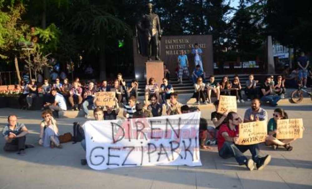 Gezi Parkına Çorlu'dan Destek