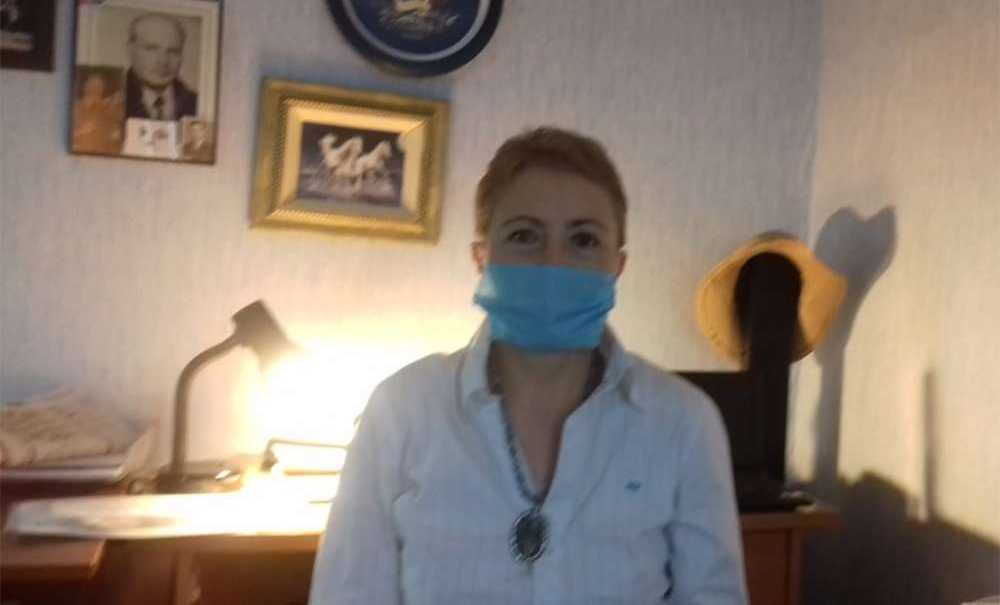 Otizmli Bireyleri Desteklemek İçin Mavi Maske Tak