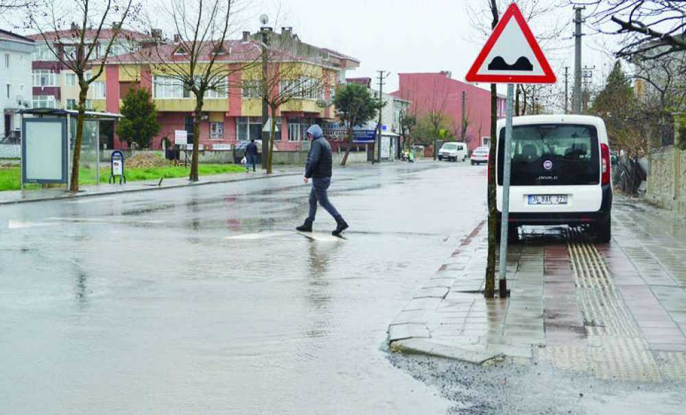 Çağlayan Sokaktaki Yol, Barajı Andırıyor