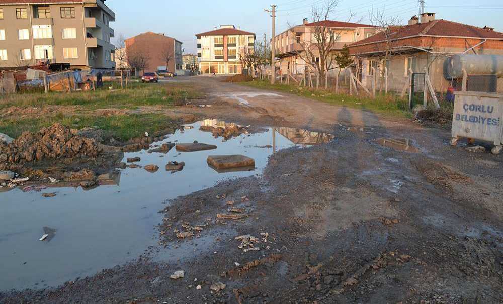Bu Mahallelere Hizmet Neden Geç Yapılıyor