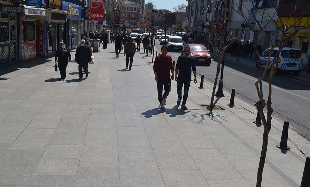 Havalar Isındıkça, Kalabalıklar Artıyor