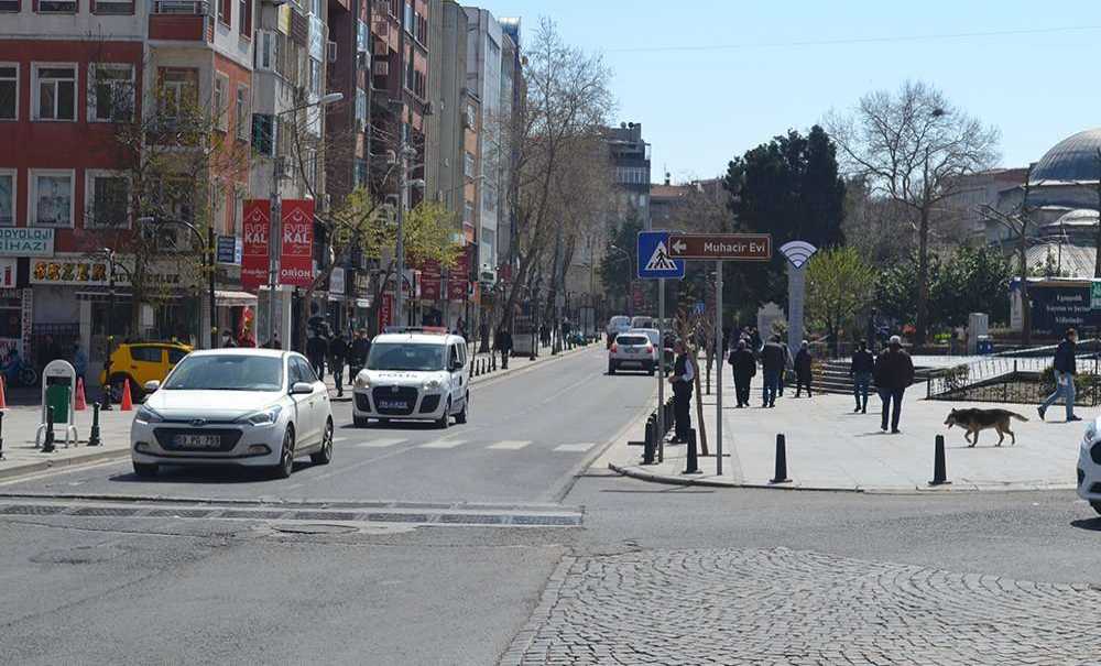 Havalar Isındıkça, Kalabalıklar Artıyor