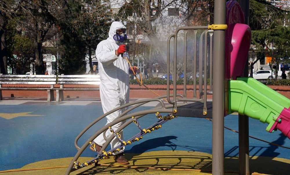 “Halkımızın Sağlığı İçin Gece Gündüz Çalışıyoruz”