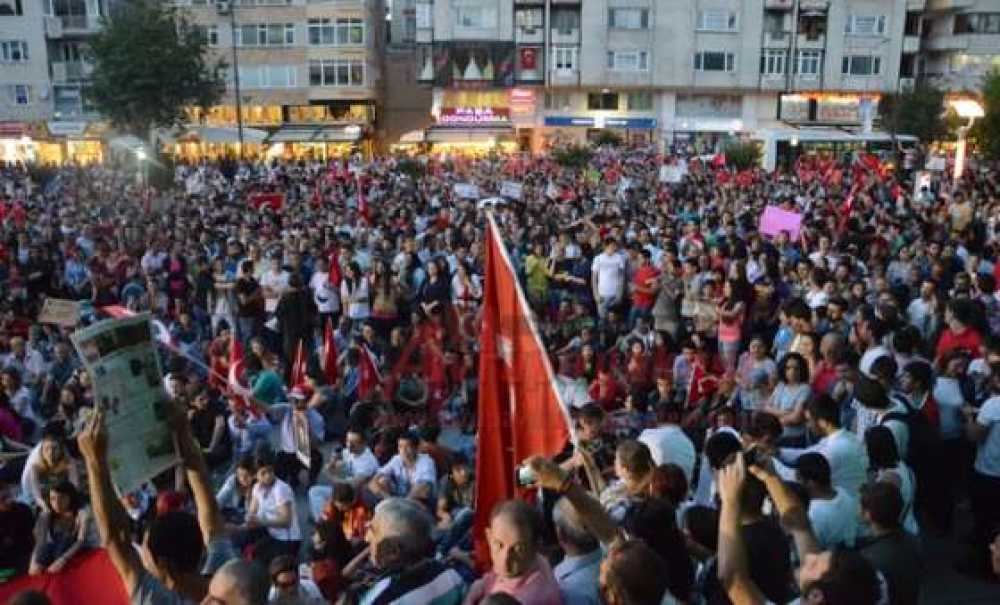 Çorlu Meydanlara Döküldü