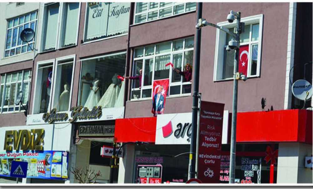 Çorlu Belediyesi Gün Boyunca 23 Nisan Coşkusu Yaşattı