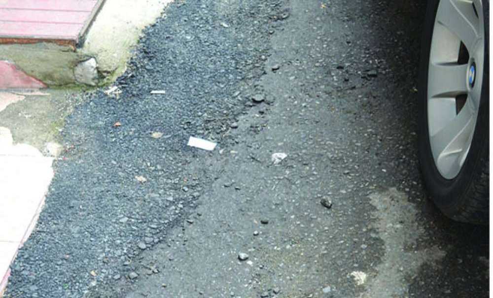 3 Yıldır Lağım Suları Sokağa Akıyor