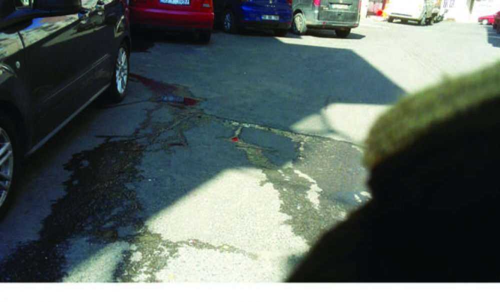 3 Yıldır Lağım Suları Sokağa Akıyor