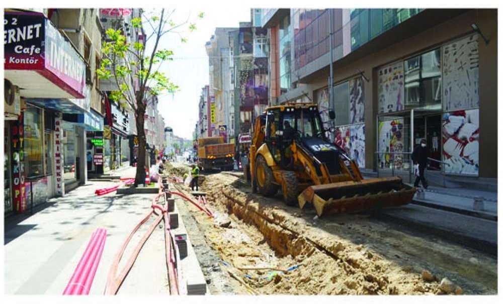 Kumyol Caddesi'nde Çalışmalar Uzadı