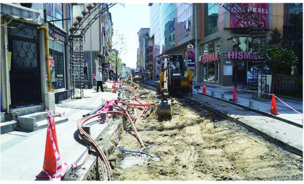 Kumyol Caddesi'nde Çalışmalar Uzadı