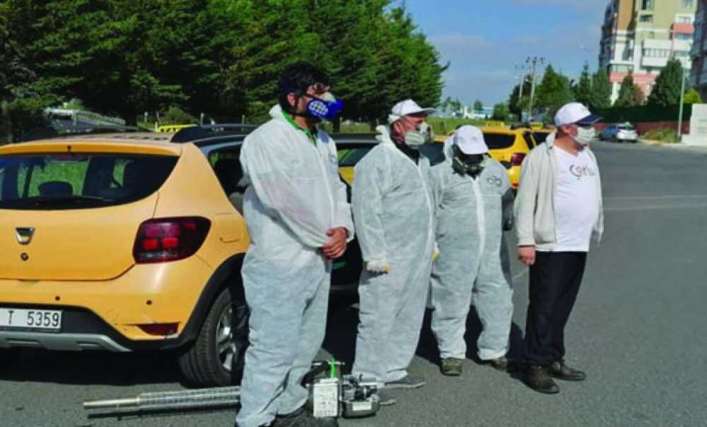 Taksiler Ve Taksi Duraklar Sürekli Dezenfekte Ediliyor