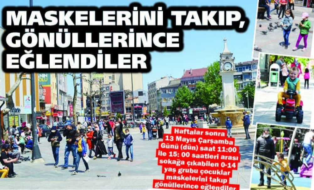 Maskelerini Takıp, Gönüllerince Eğlendiler