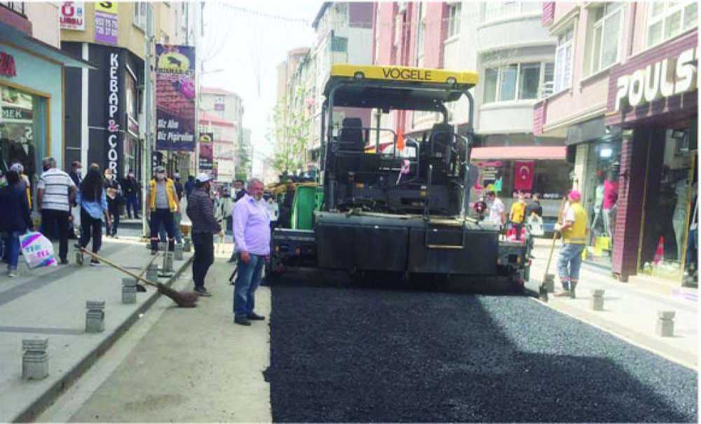 Çorlu Belediyesi Kumyol Caddesi'ni Asfaltladı