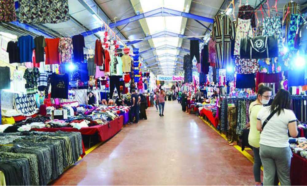 Aylar Sonra Giyim Pazarı Açıldı