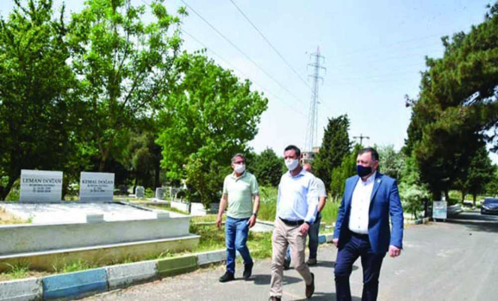 Bayram Öncesi Mezarlıklar Denetlendi