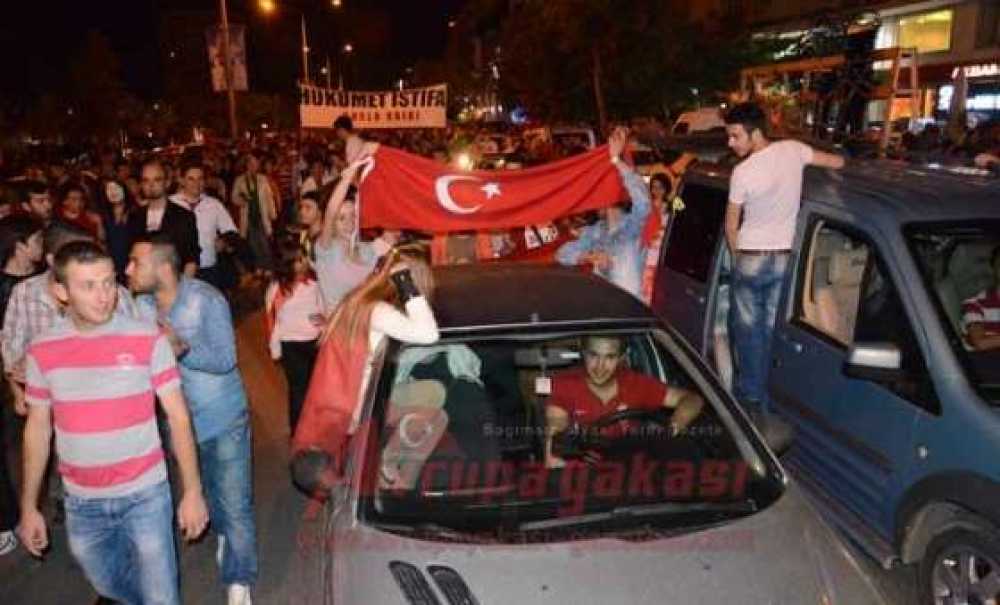 Çorlu'da Eylem Devam Ediyor