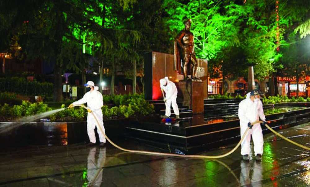 Kumyol Caddesi Baştan Sona Dezenfekte Edildi