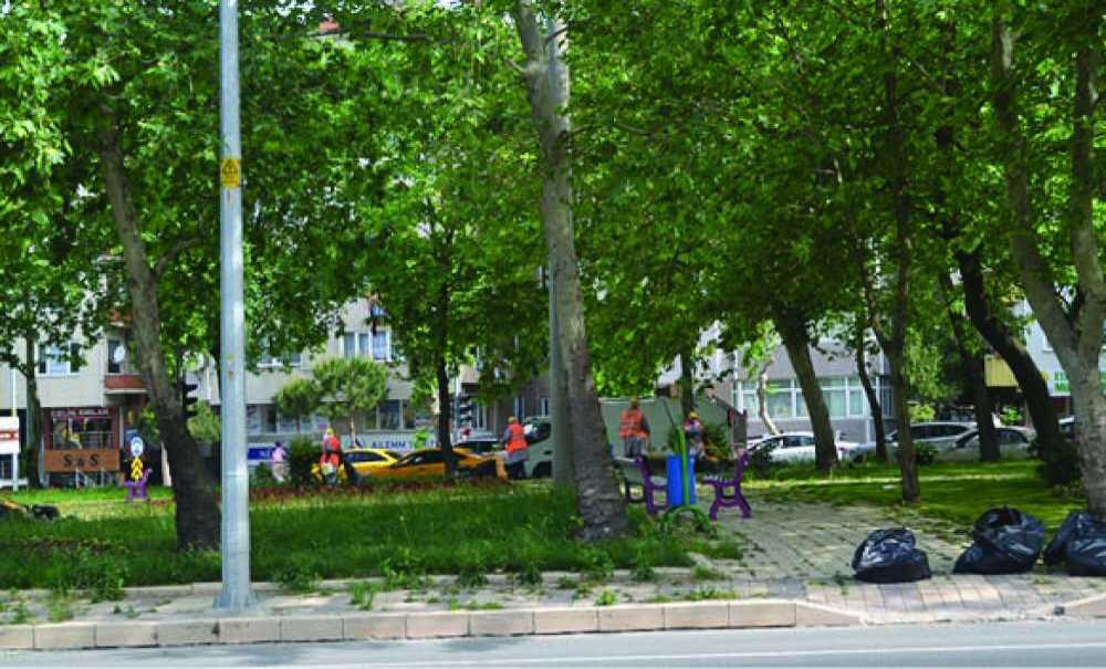 Parklar Yaz Dönemine Hazırlanıyor