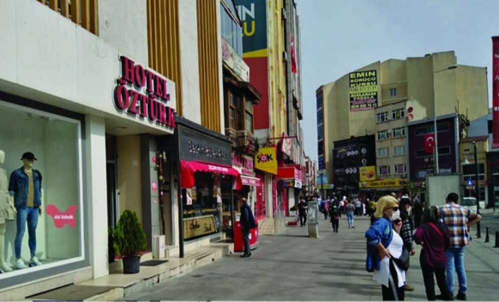 Böyle Kuyruk Hiç Görülmedi