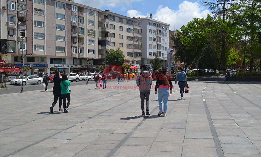 Arkadaşlarıyla Buluşup Gönüllerince Gezdiler