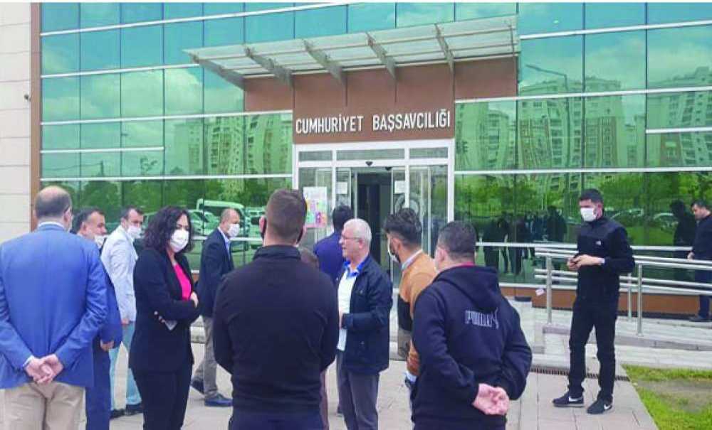 Chp'li Vekiller Silahtarağa Mahallesi'ne Gitti