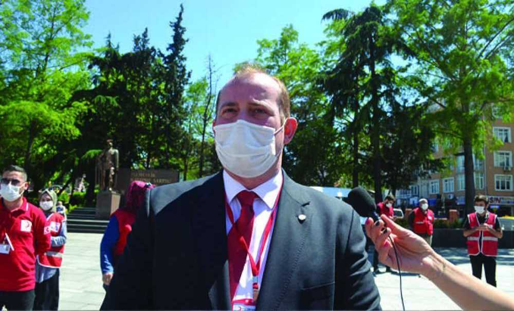 Kızılay'dan 65 Yaş Üstü Vatandaşlara İkram