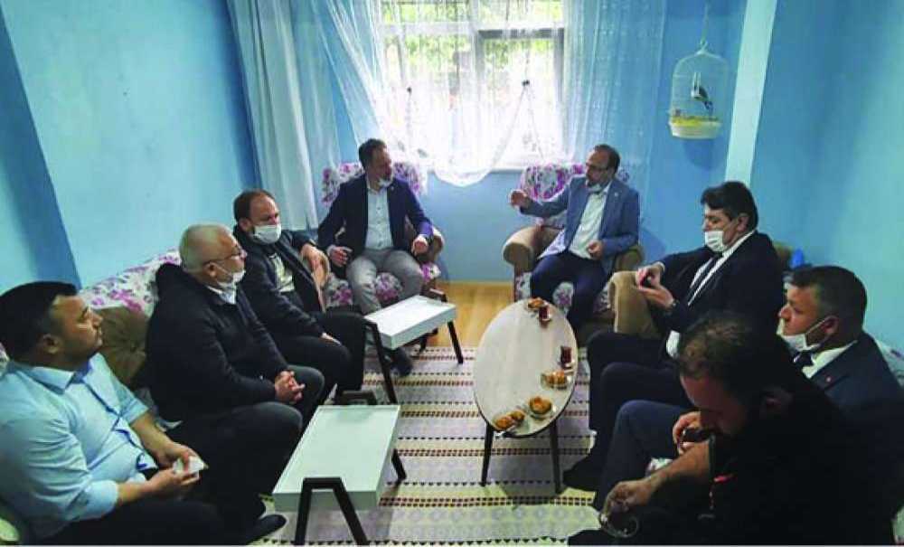 Ak Parti Silahtarağa Mahallesi'ni Ziyaret Etti