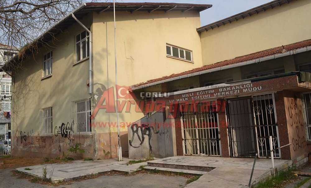 “Kamu Binaları Niçin Kamuya Tahsis Edilmez?”