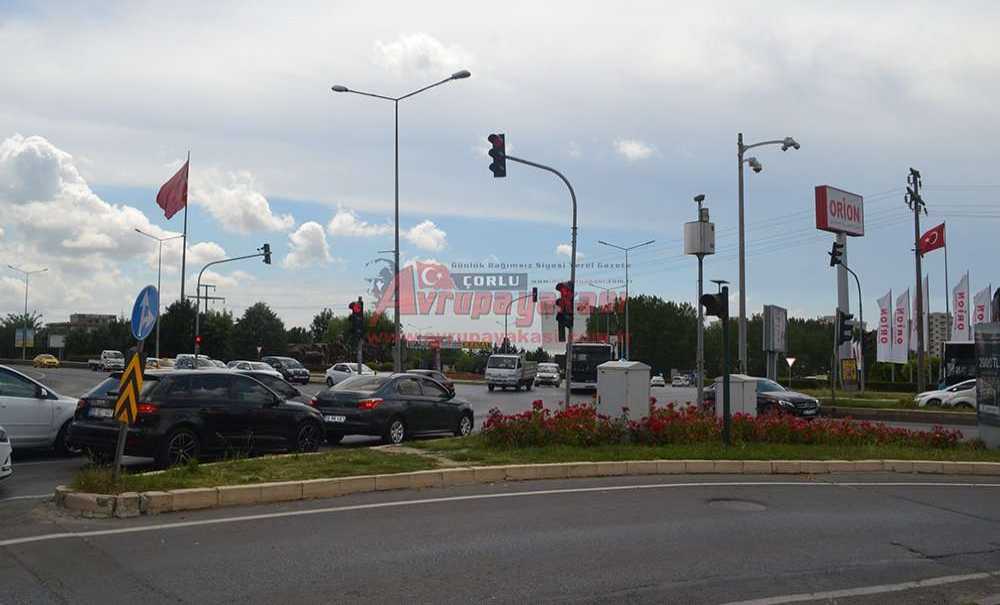 Buradaki Trafik Sorunu Bir Türlü Çözülemedi