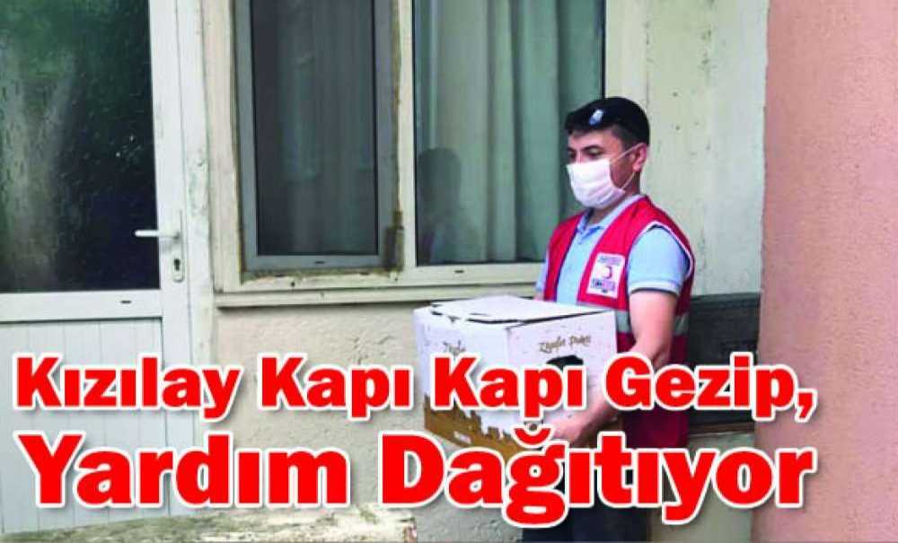 Kızılay Kapı Kapı Gezip, Yardım Dağıtıyor