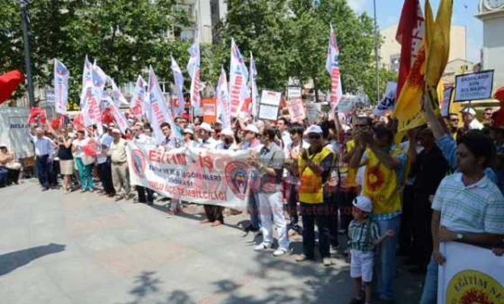 Öğretmenler Greve Çıktı