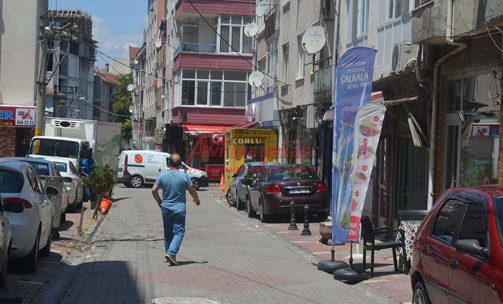 Arka Sokaklarda Yürümek Zor