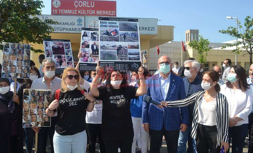 718 Gündür Adalet İstiyorlar