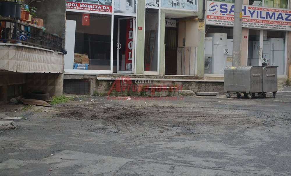 Sürekli Kazılan Sokak, Yamalı Bohçaya Döndü