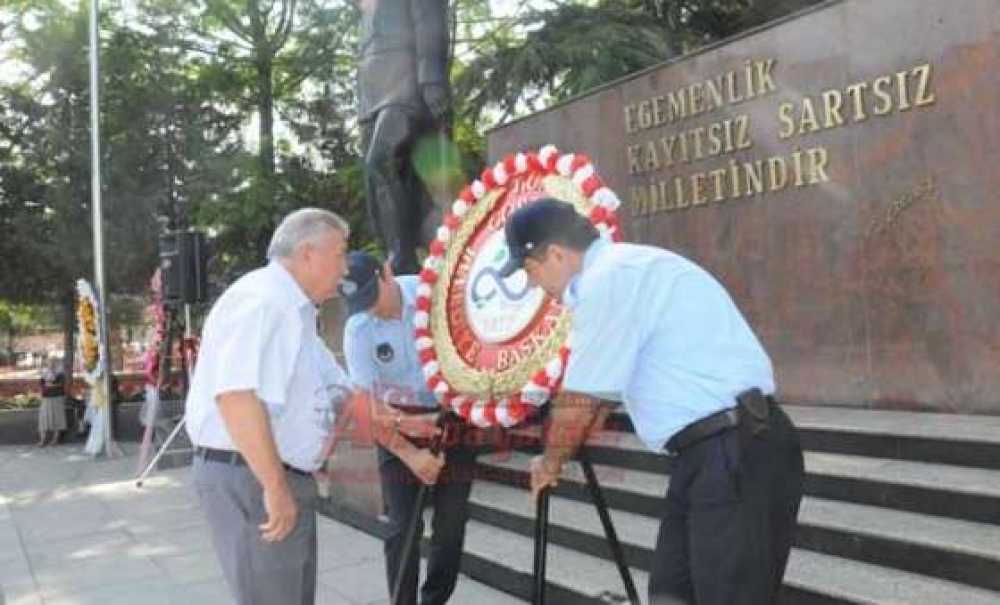 Çorlu Belediyesi Çevre Koruma Ve Kontrol Müdürlüğü'nden Çevre Gününe Çelenkli Kutlama