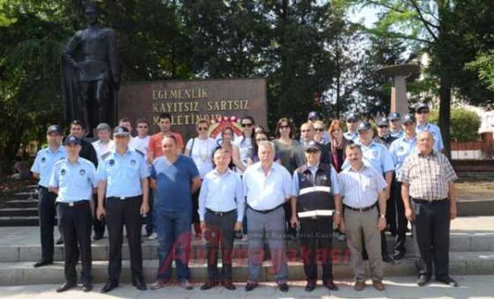 Çorlu Belediyesi Çevre Koruma Ve Kontrol Müdürlüğü'nden Çevre Gününe Çelenkli Kutlama