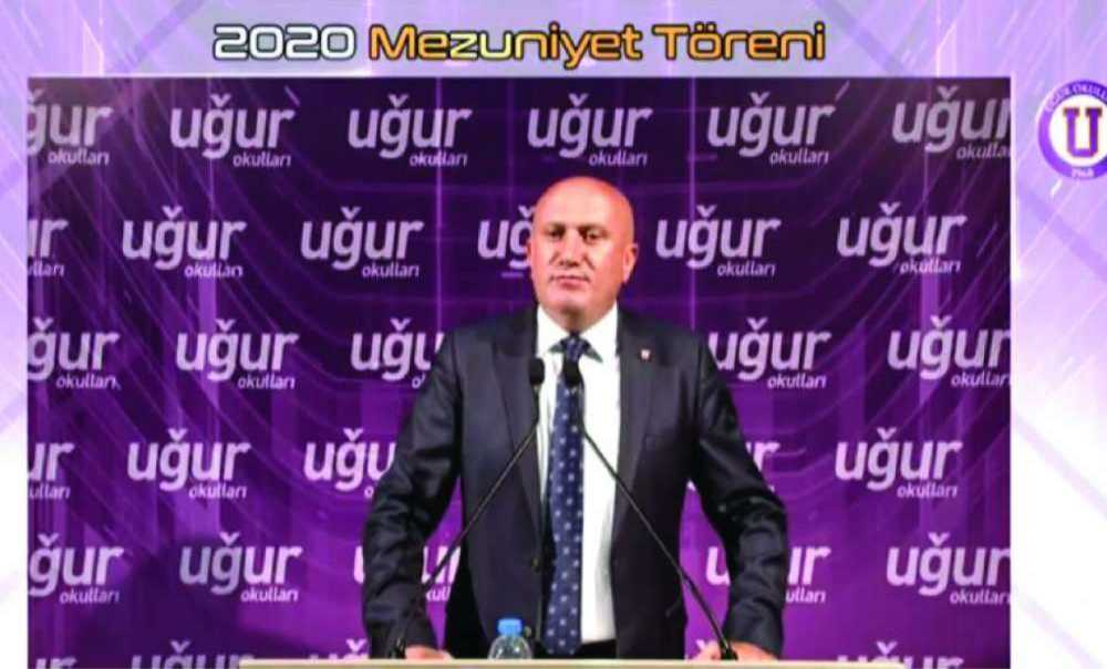 Uğurlu Mezunlar Geleceğe Uğurlandı