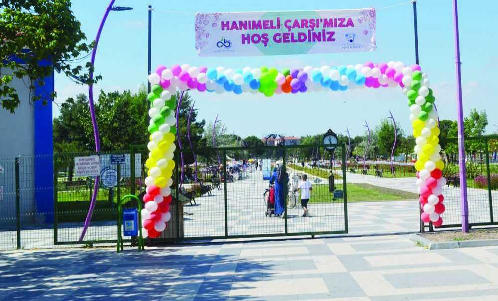 Hanımeli Çarşısı Bir Kez Daha Cumhuriyet Parkı'nda Açıldı
