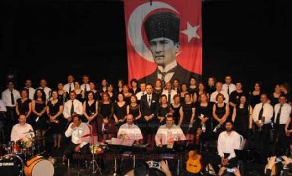 Çorlu Belediyesi Türk Halk Müziği Korosu'ndan Konser