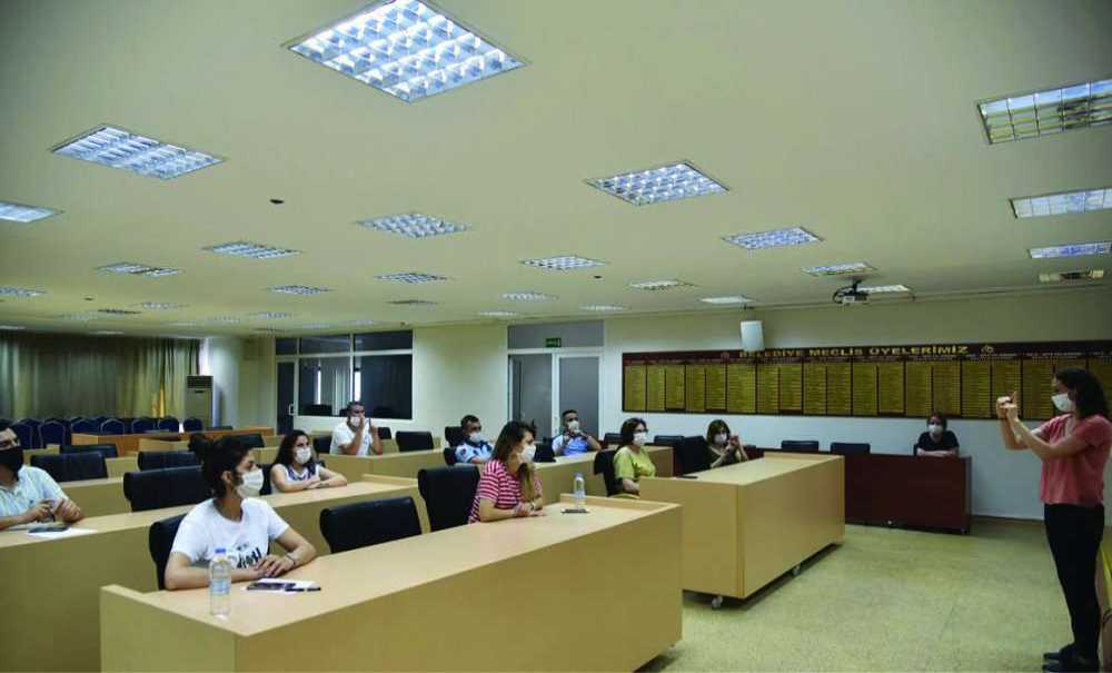 Belediye Çalışanlarına İşaret Dili Eğitimi