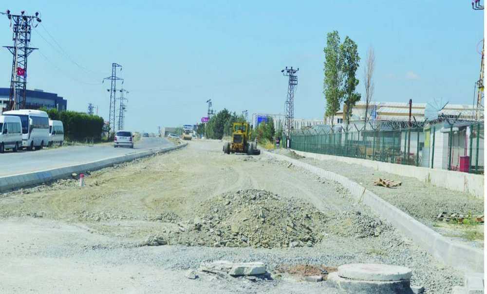 “Dünya Standartlarında Yol Yapıyoruz”