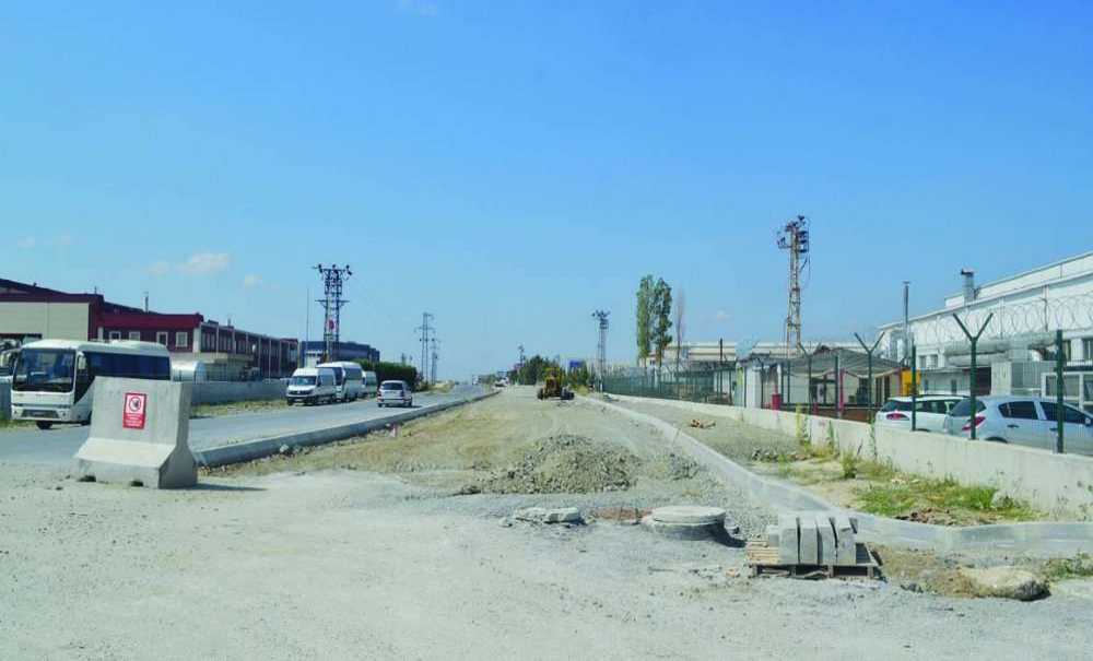 “Dünya Standartlarında Yol Yapıyoruz”